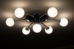 pixabay_ceiling-lamp-335975_1280
